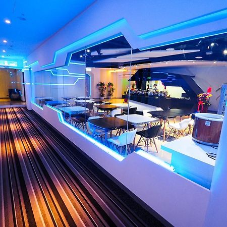 Galaxia Business Hotel Taichung Dış mekan fotoğraf