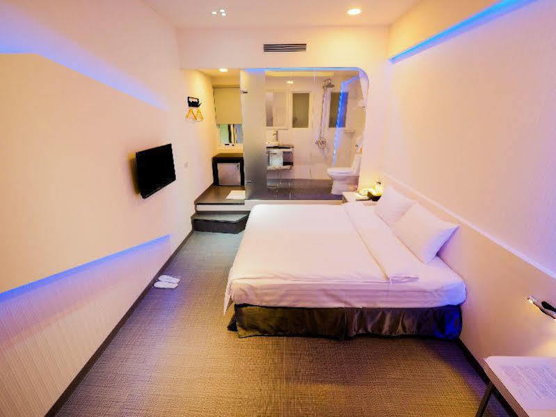 Galaxia Business Hotel Taichung Dış mekan fotoğraf