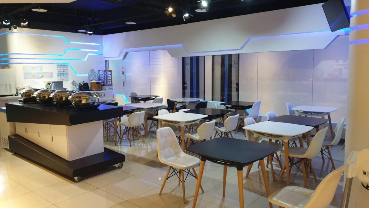 Galaxia Business Hotel Taichung Dış mekan fotoğraf